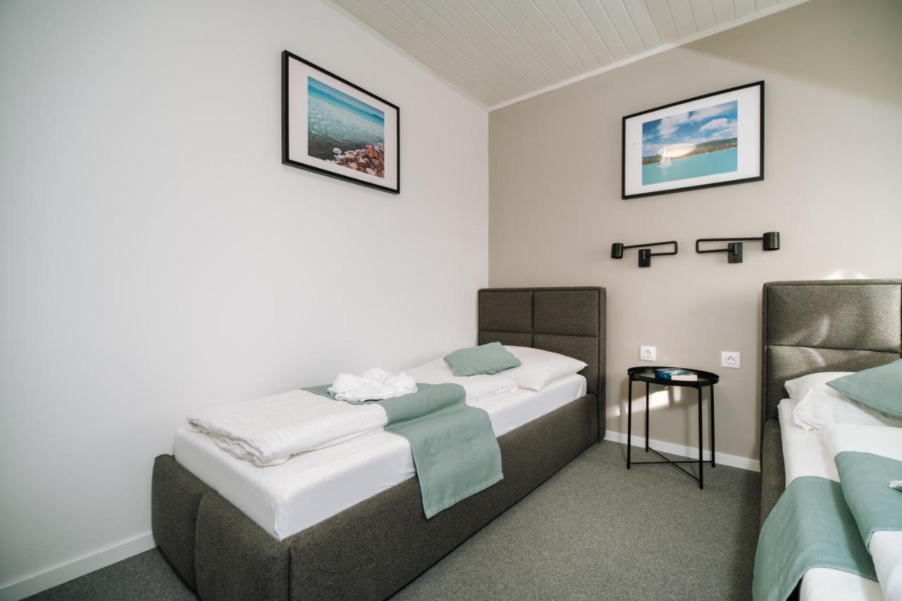 Topaz Apartmanhazak Balatongyörök Exterior foto