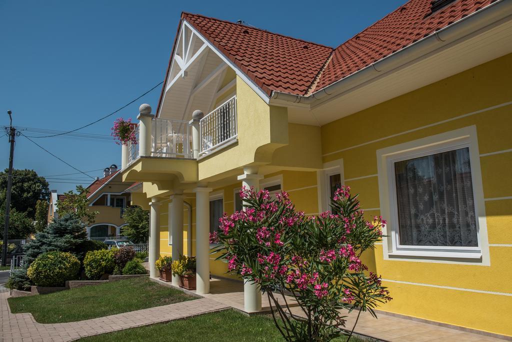 Topaz Apartmanhazak Balatongyörök Exterior foto